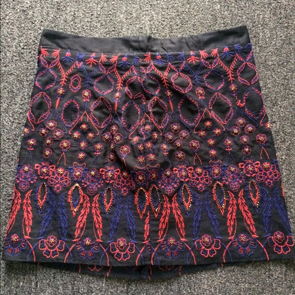 Forever 21 embroidered mini skirt